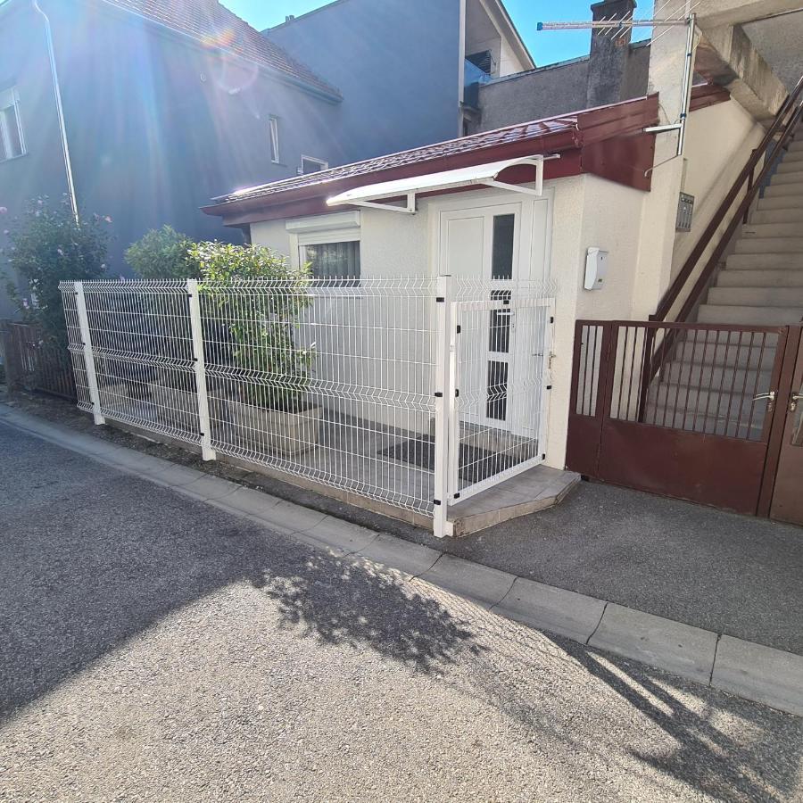 Cozy Studio Apartment Tian In Zagreb Exterior foto